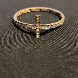 Cross bracelet Gold with crystals